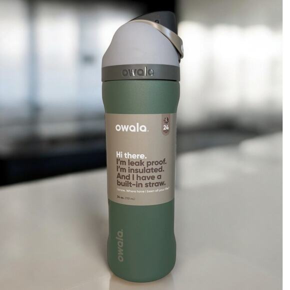 Owala FreeSip 24oz Stainless Steel Water Bottle Green Travel Tumbler New - Picture 1 of 5